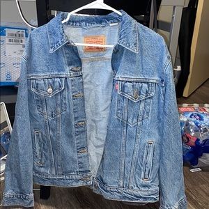 Levi’s denim jacket
